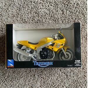 Newray Roadrider Collection TRIUMPH Yellow Diecast Motorcycle, 1:12 Scale